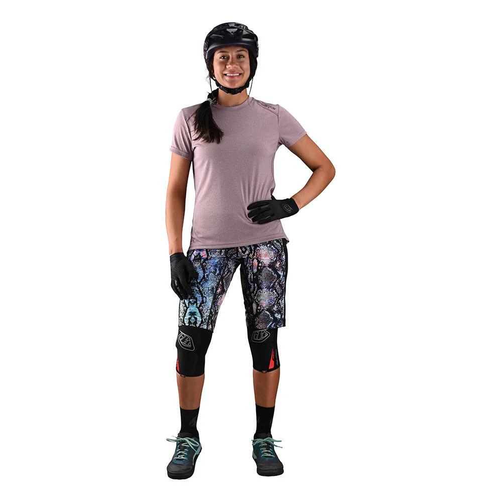 Womens Luxe Short W/ Liner Solid Black - Image 4